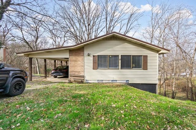939 Watauga Rd, Cookeville, TN 38506