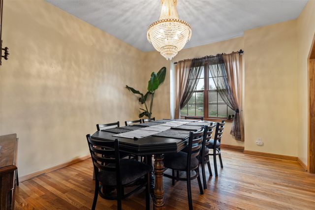 2400 Ridgetop Circle, Ames, IA 50014