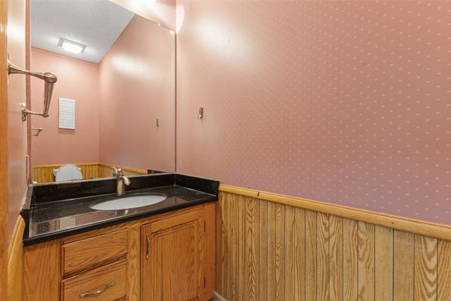 2400 Ridgetop Circle, Ames, IA 50014