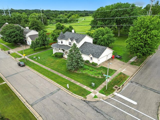 2400 Ridgetop Circle, Ames, IA 50014