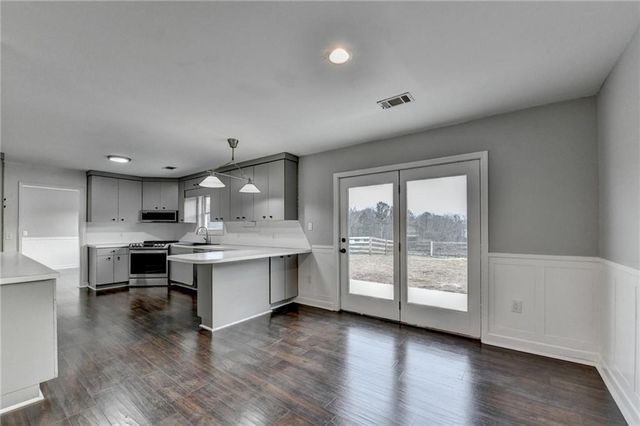 9235 Old Federal Road, Ball Ground, GA 30107