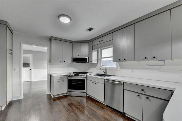 9235 Old Federal Road, Ball Ground, GA 30107