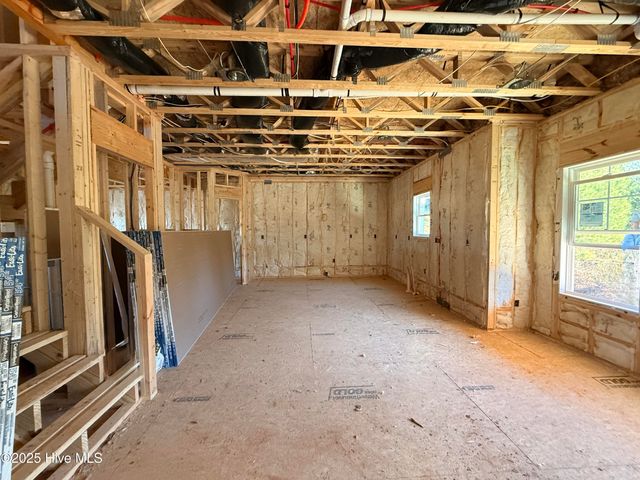 113 Woodford Lane, Vass, NC 28394