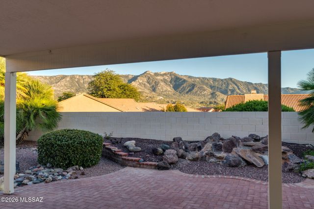 64345 E Round Robin Lane, Tucson, AZ 85739