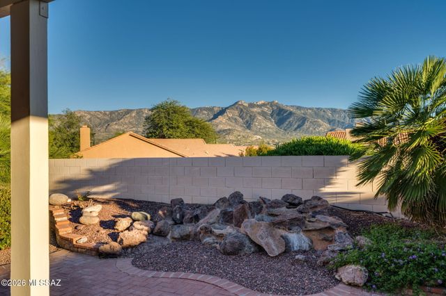 64345 E Round Robin Lane, Tucson, AZ 85739