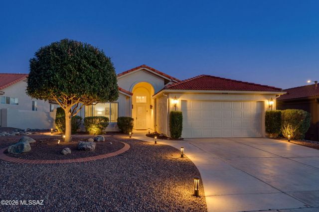 64345 E Round Robin Lane, Tucson, AZ 85739