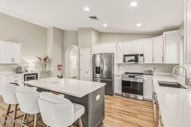 64345 E Round Robin Lane, Tucson, AZ 85739