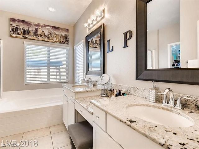 8574 Bobcat Valley Drive, Las Vegas, NV 89148