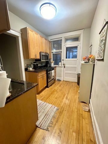 3702 N Fremont Street 2, Chicago, IL 60613