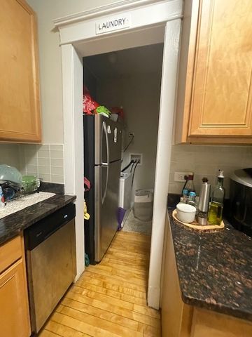 3702 N Fremont Street 2, Chicago, IL 60613