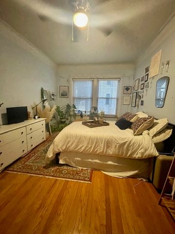 3702 N Fremont Street 2, Chicago, IL 60613