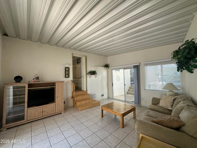 111 S GREENFIELD Road 575, Mesa, AZ 85206