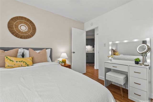 1031 Maunaihi Place 301, Honolulu, HI 96822