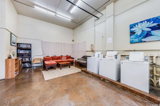 1031 Maunaihi Place 301, Honolulu, HI 96822