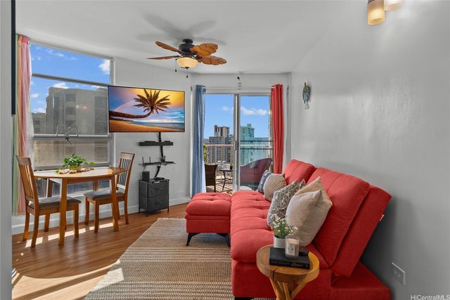 1031 Maunaihi Place 301, Honolulu, HI 96822