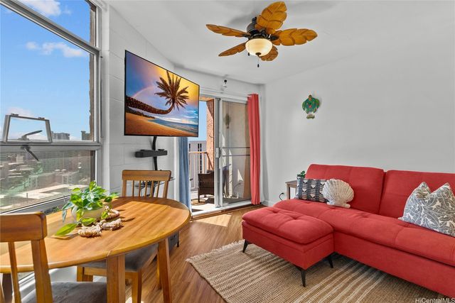 1031 Maunaihi Place 301, Honolulu, HI 96822
