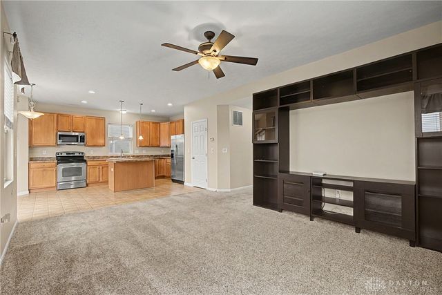 533 Lake Front Drive, Lebanon, OH 45036