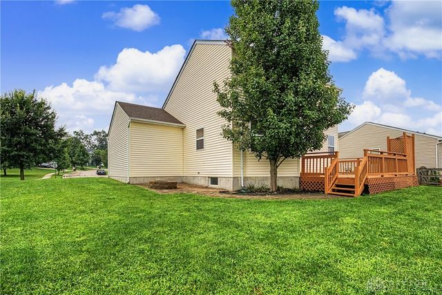 533 Lake Front Drive, Lebanon, OH 45036