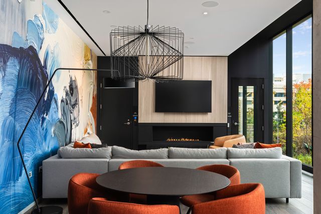 234 W Polk Street 2310, Chicago, IL 60607