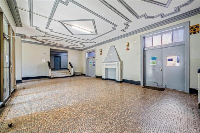 39-82 65th Place 4F, Woodside, NY 11377
