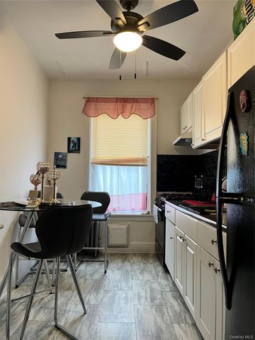 39-82 65th Place 4F, Woodside, NY 11377