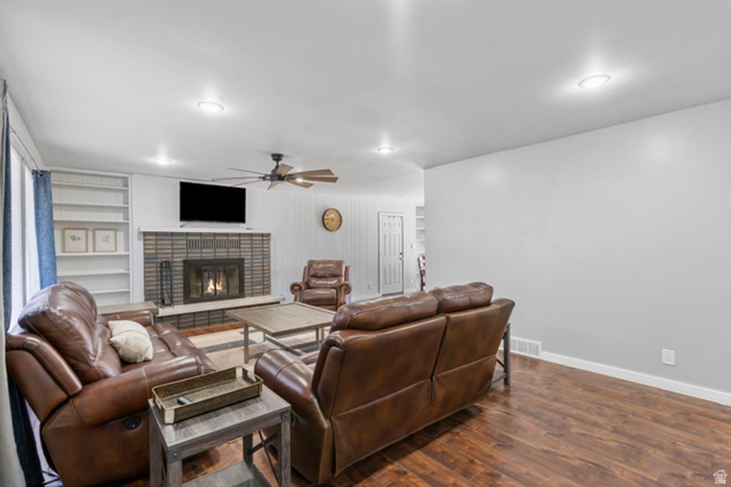 Image 2 of property listing at 375 W 100 N, Richfield, UT 84701