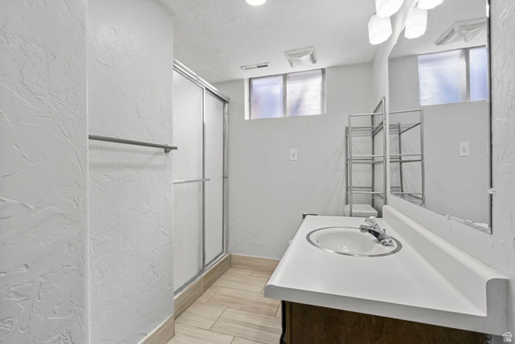 Image 21 of property listing at 375 W 100 N, Richfield, UT 84701