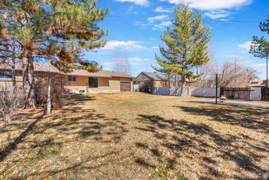 Image 37 of property listing at 375 W 100 N, Richfield, UT 84701