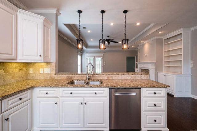 5 Longleaf Cove, Little Rock, AR 72223