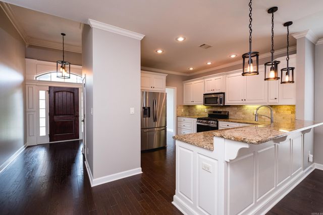 5 Longleaf Cove, Little Rock, AR 72223