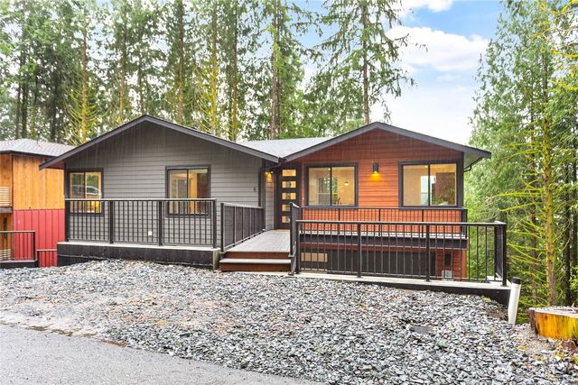 8 Valley View Circle, Bellingham, WA 98229