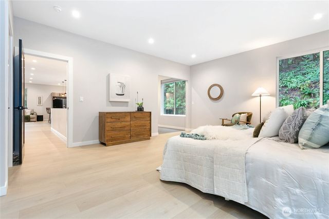 8 Valley View Circle, Bellingham, WA 98229