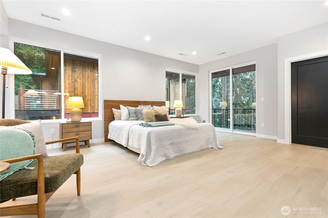 8 Valley View Circle, Bellingham, WA 98229