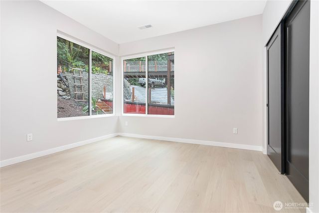 8 Valley View Circle, Bellingham, WA 98229