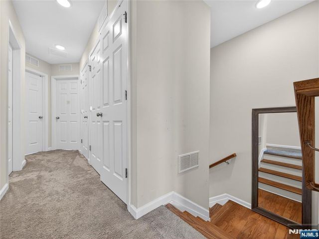 81 Landmark Lane, Fair Lawn, NJ 07410