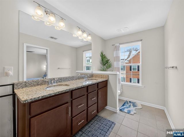 81 Landmark Lane, Fair Lawn, NJ 07410