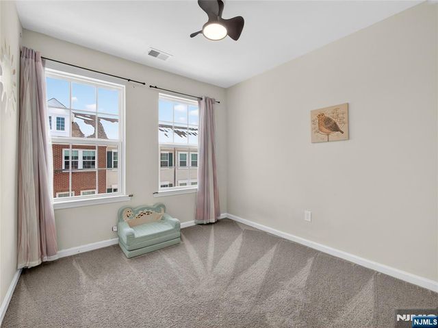 81 Landmark Lane, Fair Lawn, NJ 07410