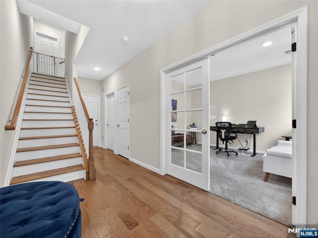 81 Landmark Lane, Fair Lawn, NJ 07410