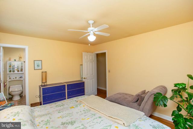 40 UNION RD, Clinton, NJ 08809