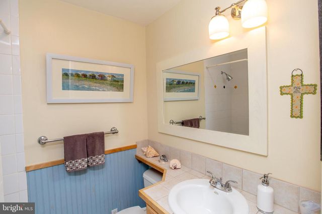 40 UNION RD, Clinton, NJ 08809