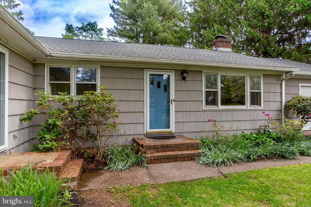 40 UNION RD, Clinton, NJ 08809