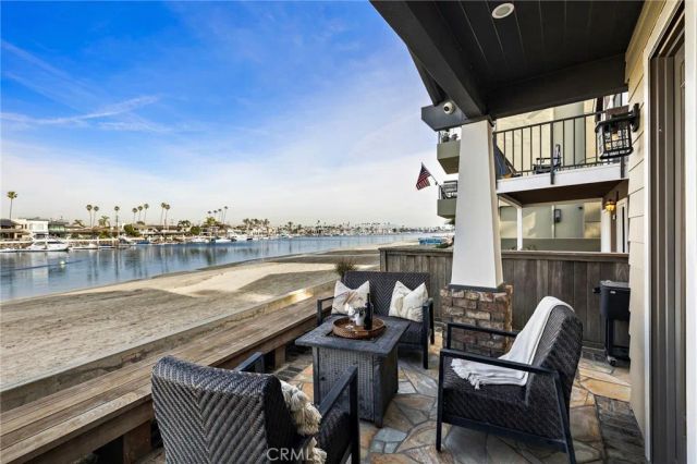 5503 E Ocean Boulevard, Long Beach, CA 90803