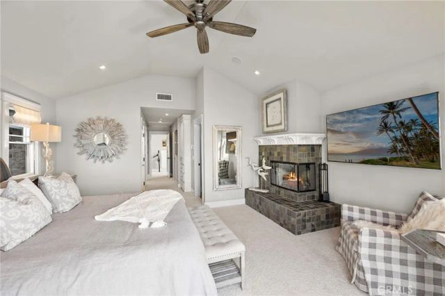 5503 E Ocean Boulevard, Long Beach, CA 90803