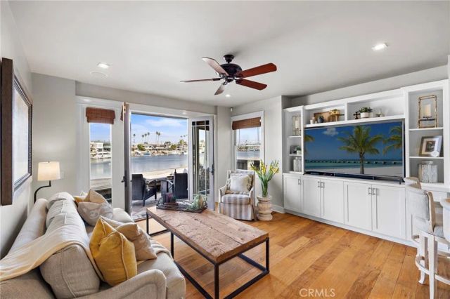 5503 E Ocean Boulevard, Long Beach, CA 90803