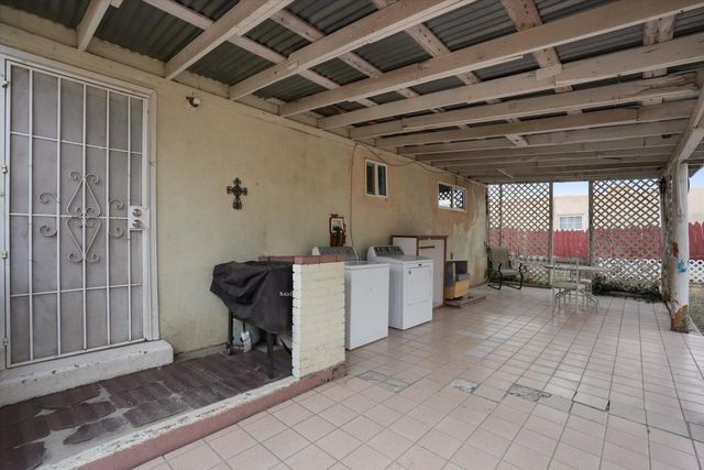 402 Perizzite Avenue, Belen, NM 87002