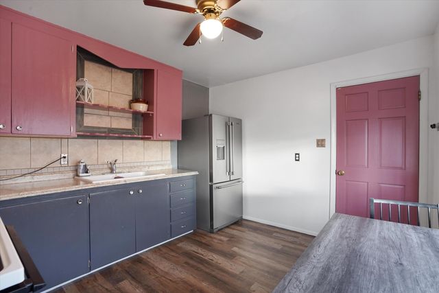 402 Perizzite Avenue, Belen, NM 87002