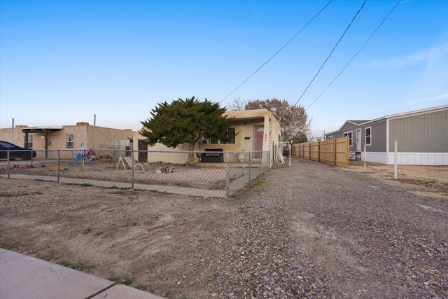 402 Perizzite Avenue, Belen, NM 87002