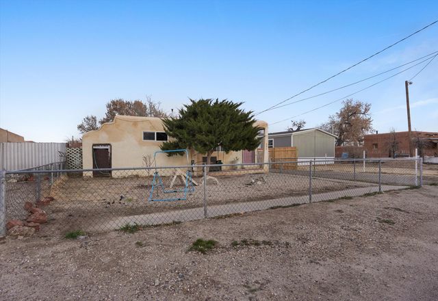 402 Perizzite Avenue, Belen, NM 87002