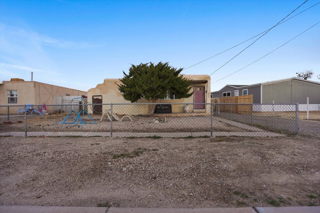 402 Perizzite Avenue, Belen, NM 87002