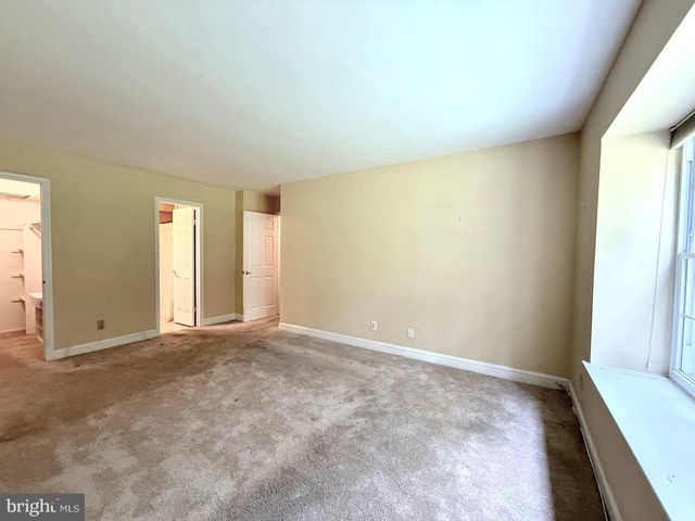 303-A HARWOOD CT, Mount Laurel, NJ 08054